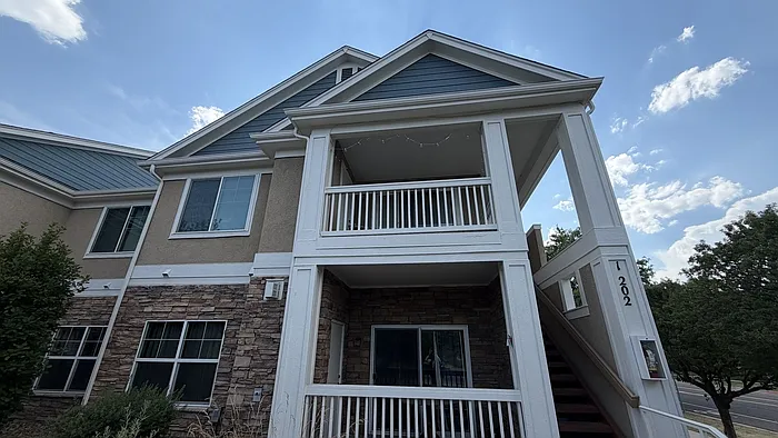 2 bed, 2.0 bath, 1020 sqft, $2,995 — Photo 3