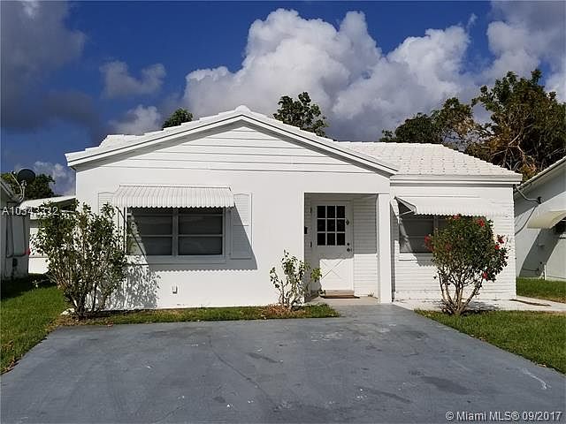 1st image of 5809 NW 82nd Ter