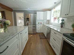 61 Beaver Pond Rd, Weare, NH 03281