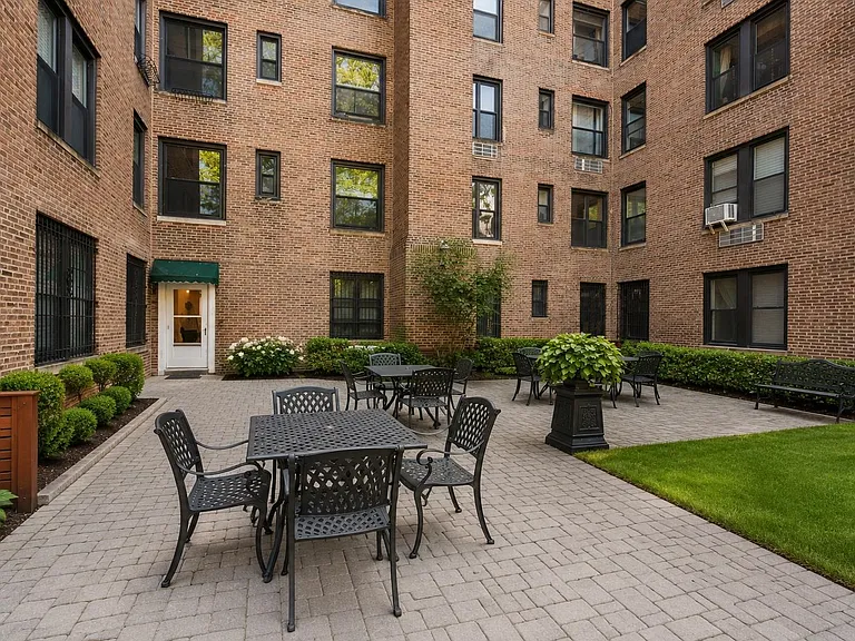 50 Glenwood Ave #410 — Photo 33