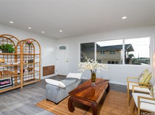 2809 Henry St, Honolulu, HI 96817