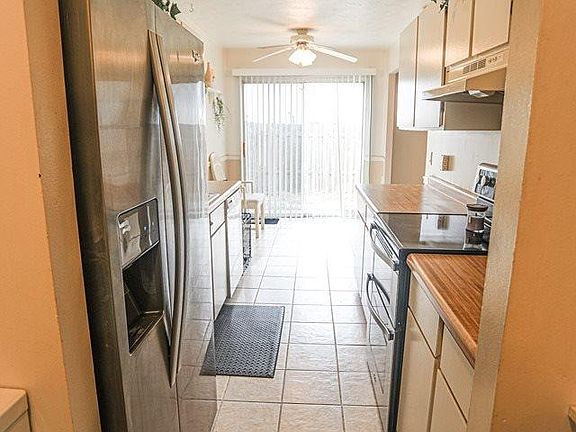 4th image of 13231 Glenn St