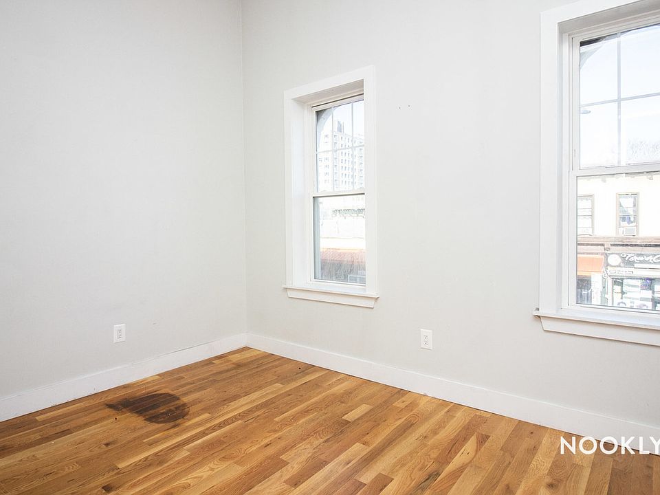 1st image of 326 Irving Ave #2A