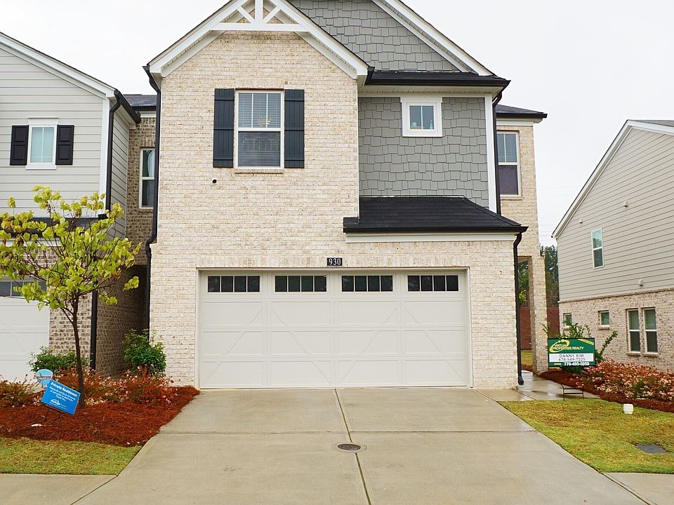 1st image of 930 Sunny Lake Dr
