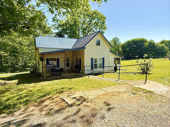 2nd image of 2 Hardin Loop