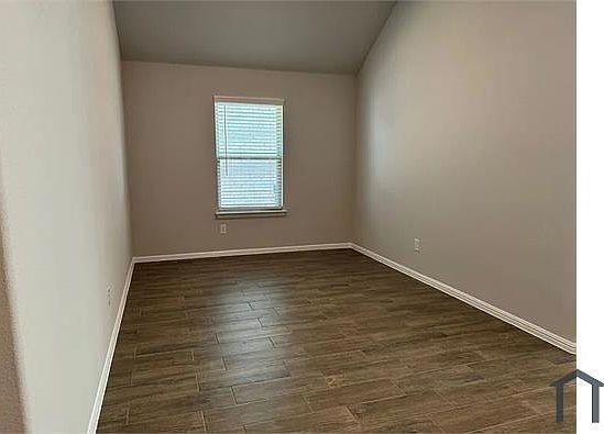 4th image of 10005 Blue Forest Ln