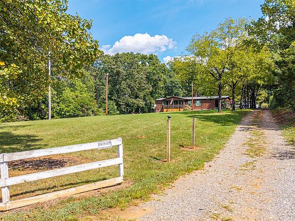 5th image of 2668 W Perch Rd