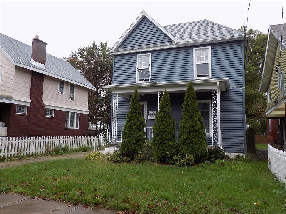 1st image of 920 W 31st St