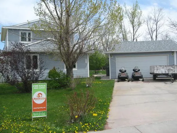 6813 Andre Ct, Gillette, WY 82718