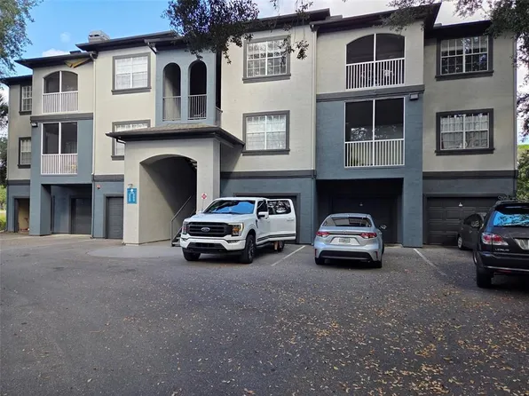 13304 Sanctuary Cove Dr Unit 303, Temple Terrace, FL 33637