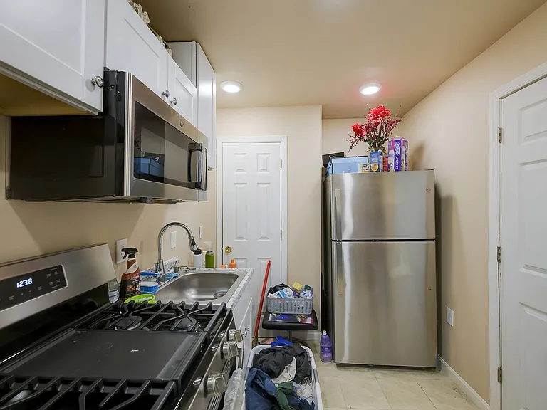 601 Crossover Ct — Photo 43