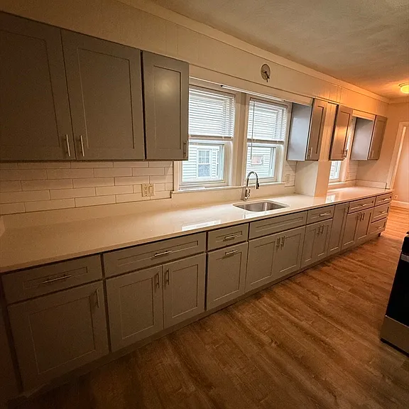 35-37 Springdale St #35 — Photo 11
