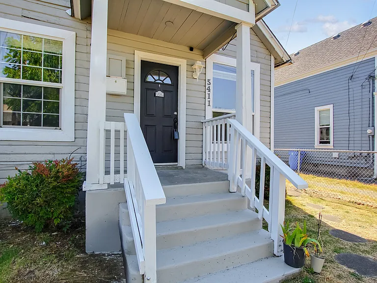 5411 S Warner St — Photo 4