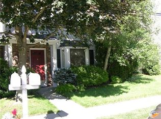 122 Leah Ct, Dayton, NJ 08810
