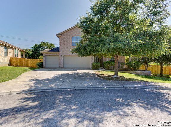 3rd image of 830 San Fernando Ln