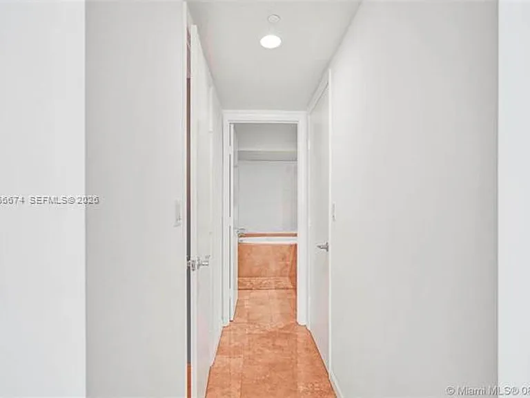 1830 Ocean Dr #CU-1210 — Photo 14