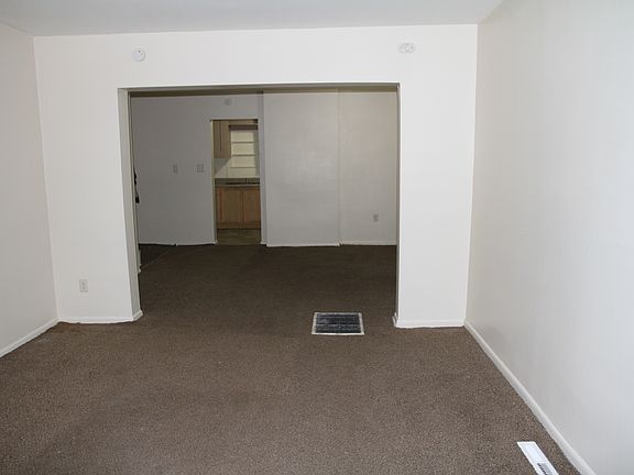 Livingroom and dining room