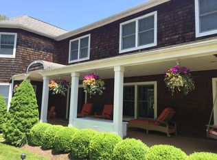 6 Hidden Pond Ln, Westhampton, NY 11977