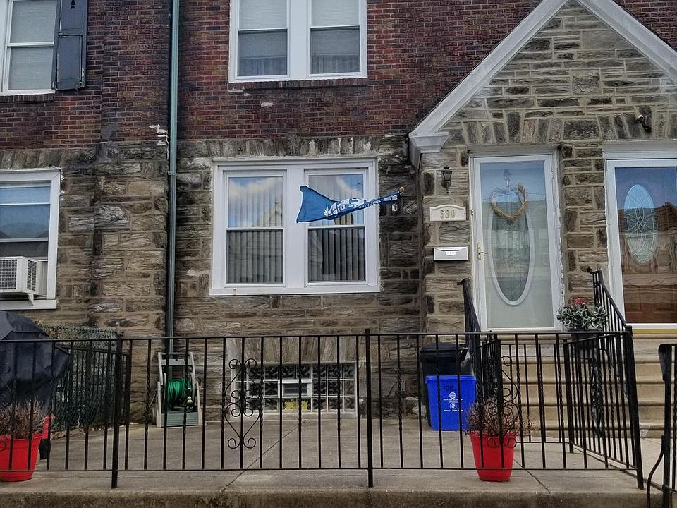 1st image of 590 Rosalie St
