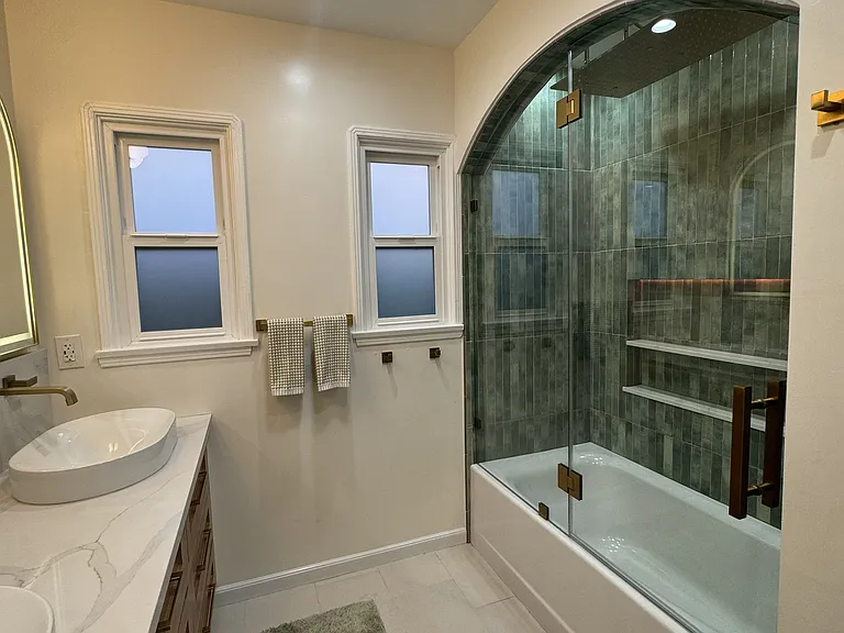 2190 Oregon Ave — Photo 18