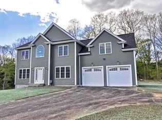 153 Hannah Dr, Whitinsville, MA 01588