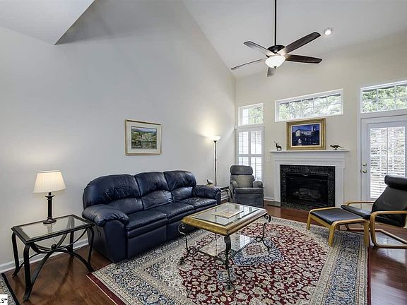 3rd image of 303 Majesty Ct