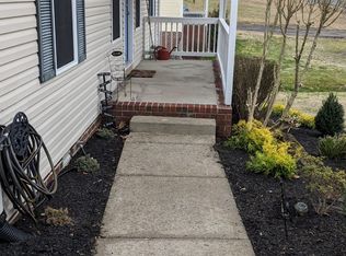 518 Leeza Loop, Dickson, TN 37055