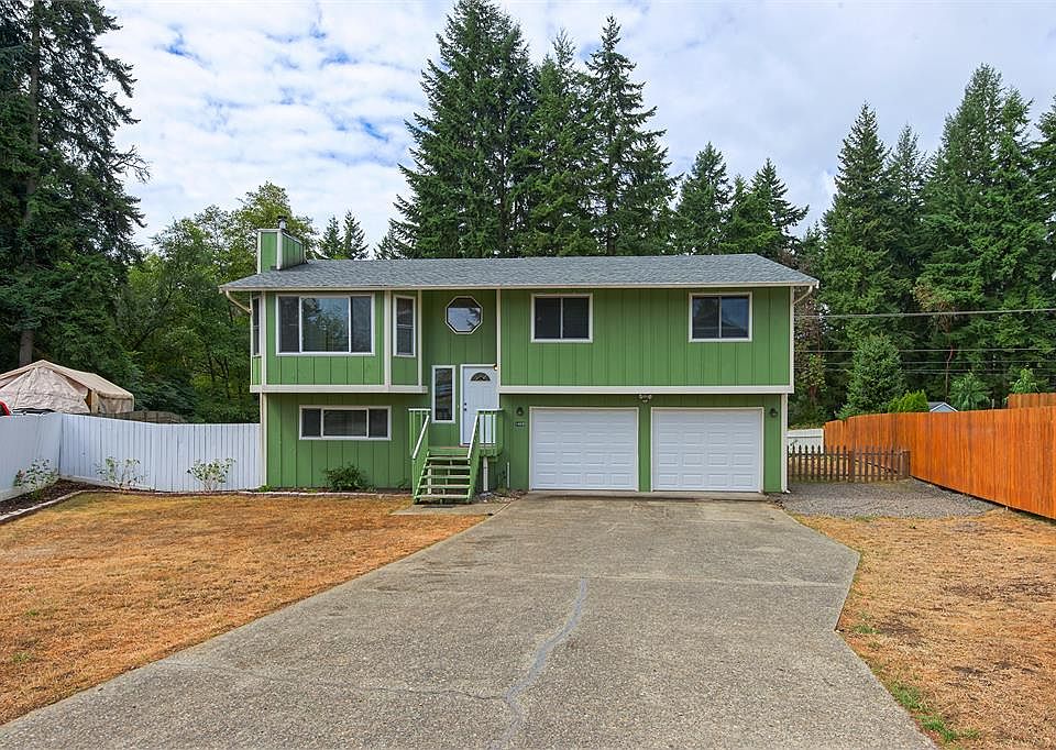 1st image of 1488 NW Lakehill Cir