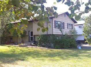 31 Brewer Rd, Monsey, NY 10952