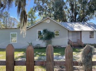 985 Anderson Dr, Jesup, GA 31545
