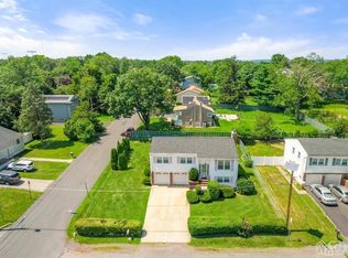 54 Rogers Ave, Somerset, NJ
