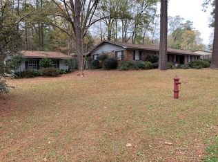 1215 Woodland Ave, Prentiss, MS 39474