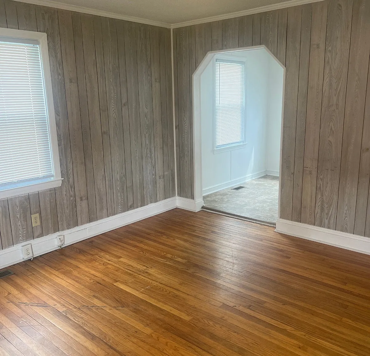 3 bed, 864 sqft, $1,150 — Photo 2