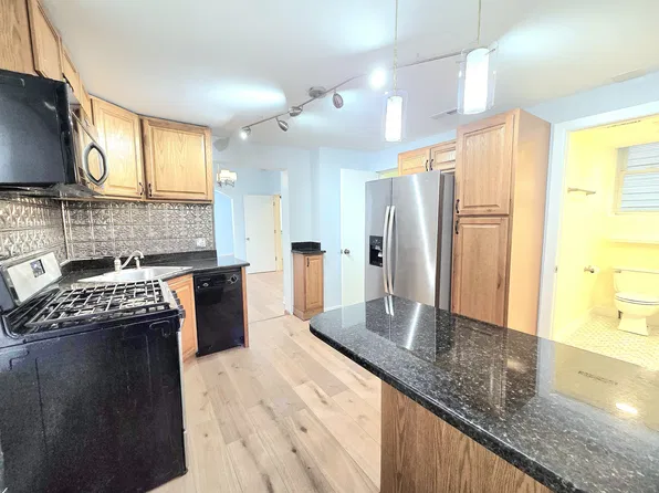 1641 N Maplewood Ave #1, Chicago, IL 60647