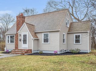 16 Tamar Ave, Worcester, MA 01604