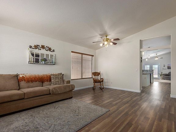 3rd image of 14749 W Lucas Ln