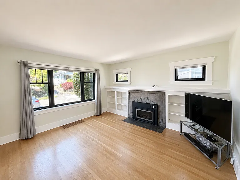 6522 Dibble Ave NW — Photo 7