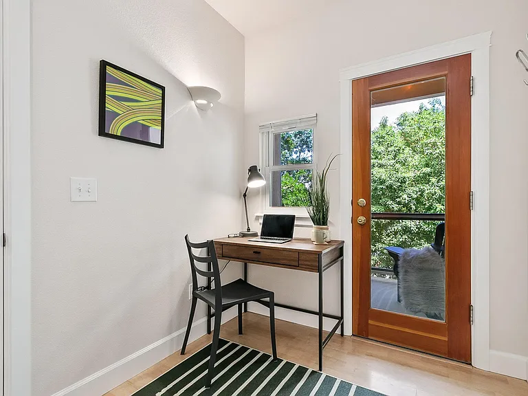 405 Mason Ct — Photo 14
