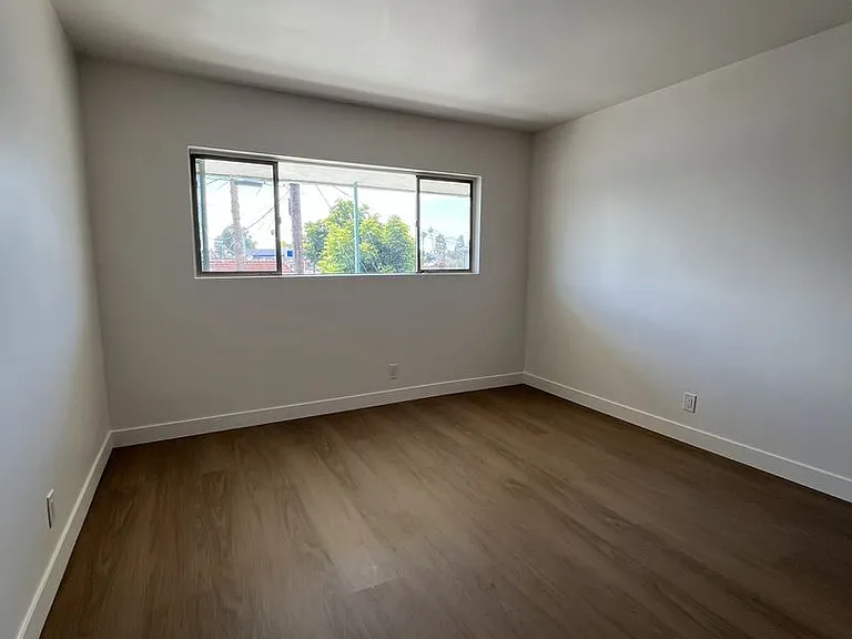 3318-3324 Martin Luther King Blvd — Photo 3