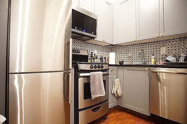 1st image of 230 Manhattan Ave #2B