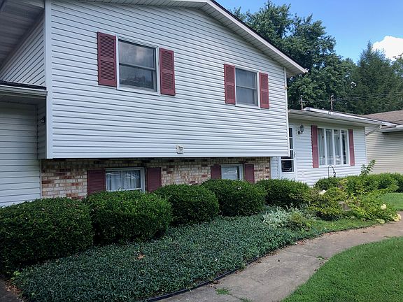 2nd image of 1874 Sunset Ln SE