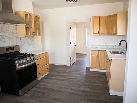 5th image of 1315 N Redington Street