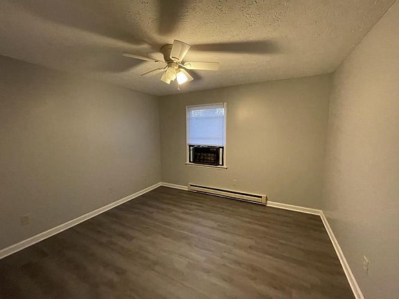 2nd image of 214 Green St