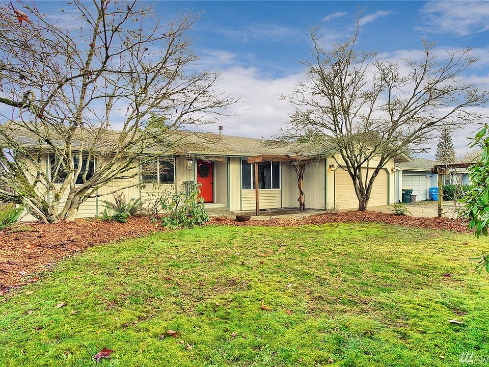1st image of 2138 27th Ct NE