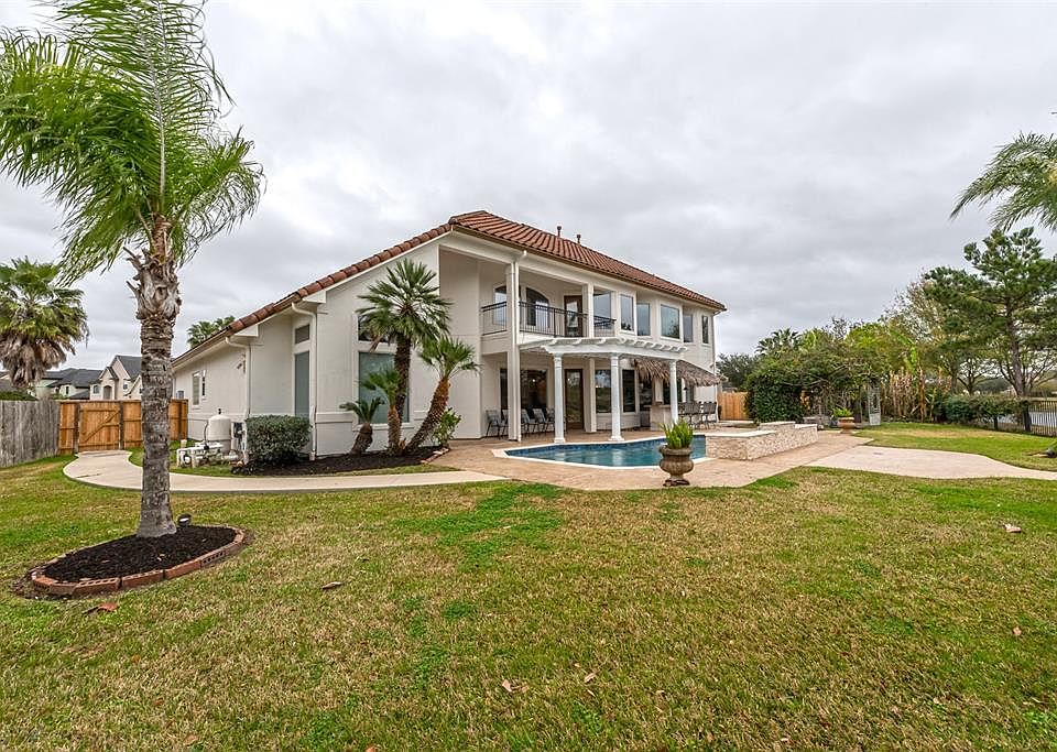 1st image of 11606 Watercastle Ct