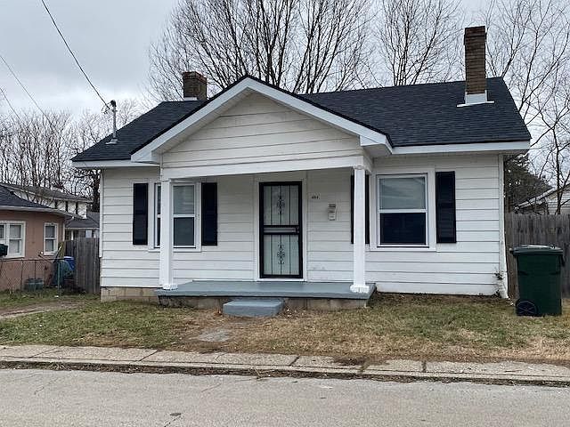 1st image of 451 Bradley Ct