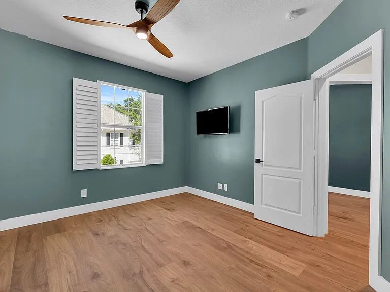 228 Murray Ct — Photo 19