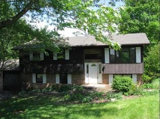 227 Brookside Ln, Bluff City, TN 37618