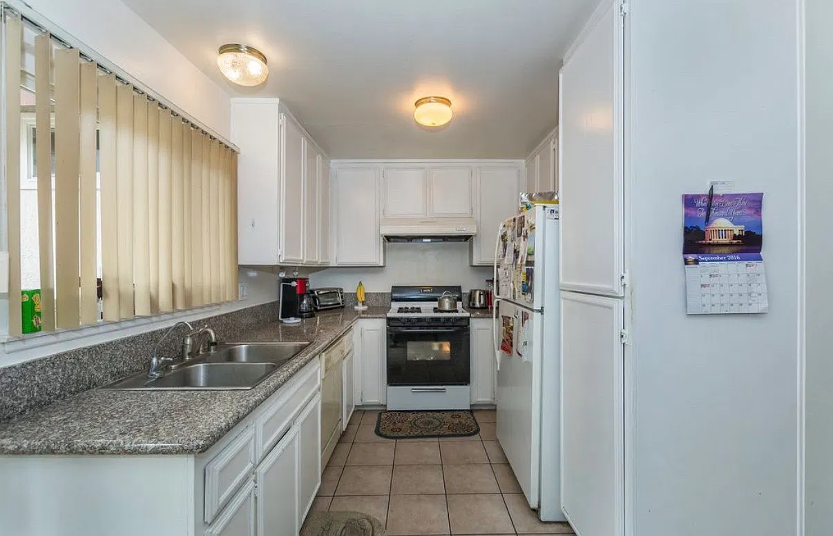 3 bed, 1336 sqft, $3,600 — Photo 4