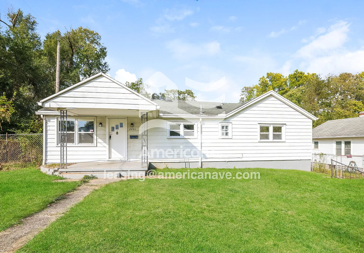 3 bed, 1.0 bath, 1030 sqft, $1,197 — Photo 1